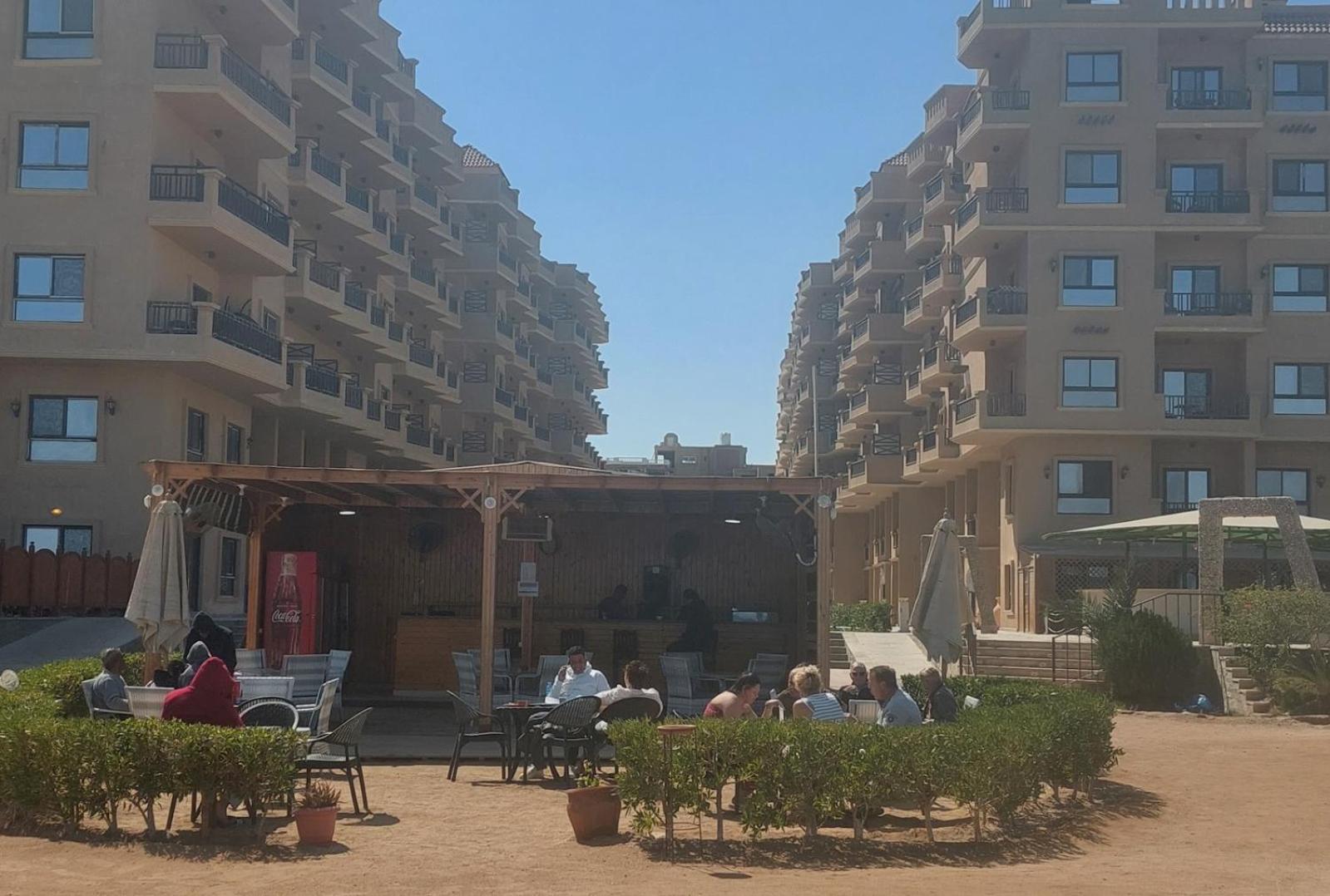 Comfort Zone At Turtles Beach Resort 후르가다 외부 사진